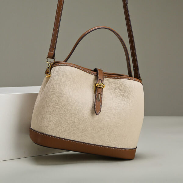 Lychee Pattern Large Capacity Shoulder Messenger Bag - Image 8