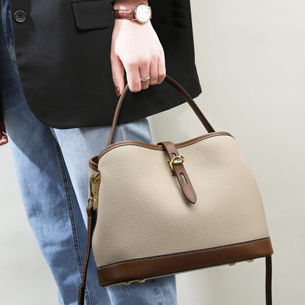 Lychee Pattern Large Capacity Shoulder Messenger Bag - Image 10