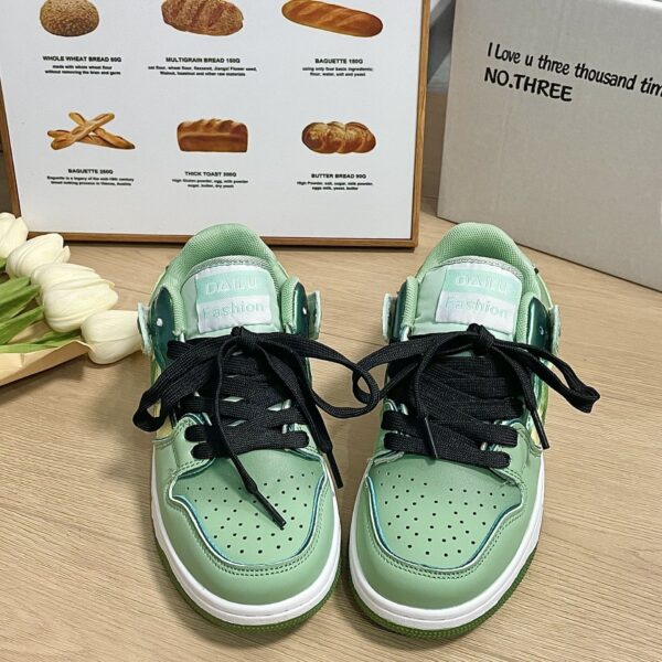 Winter Retro Shoes Women Couple's Breathable Rubber Sneaker - Image 5